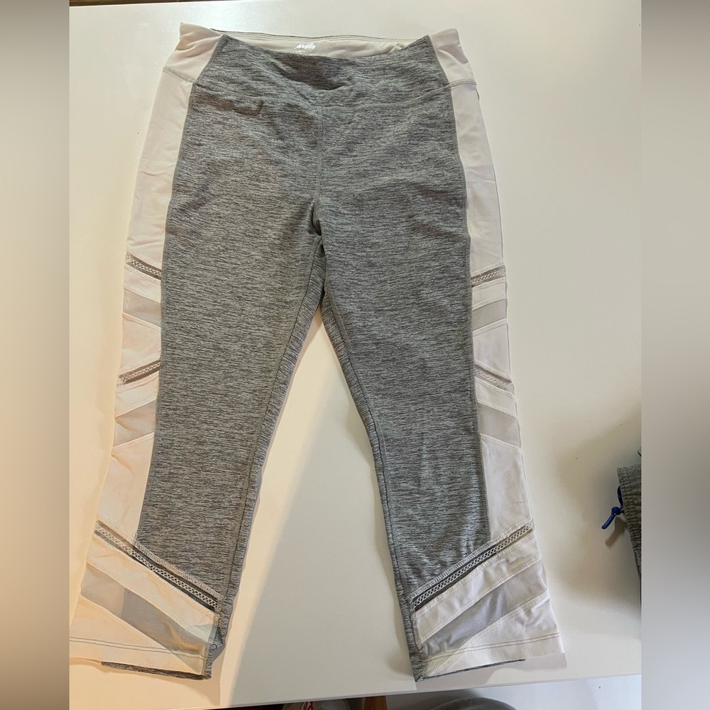 Dri-fit leggings.